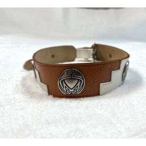 vtg Ginnie Johansen Womens leather belt 24S 50877 aztec metal buckle Thunderbird